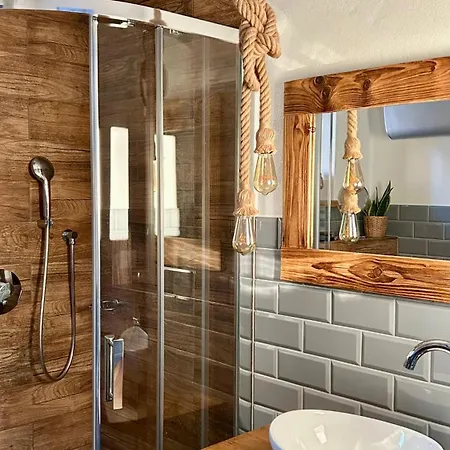 Babiogorski Z Jacuzzi Nyaraló Zubrzyca Górna