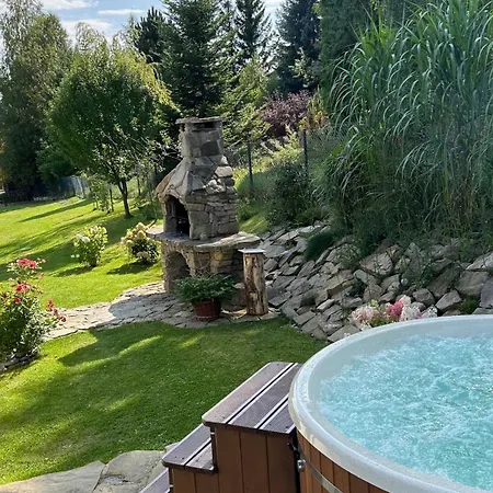 Babiogorski Z Jacuzzi Nyaraló *